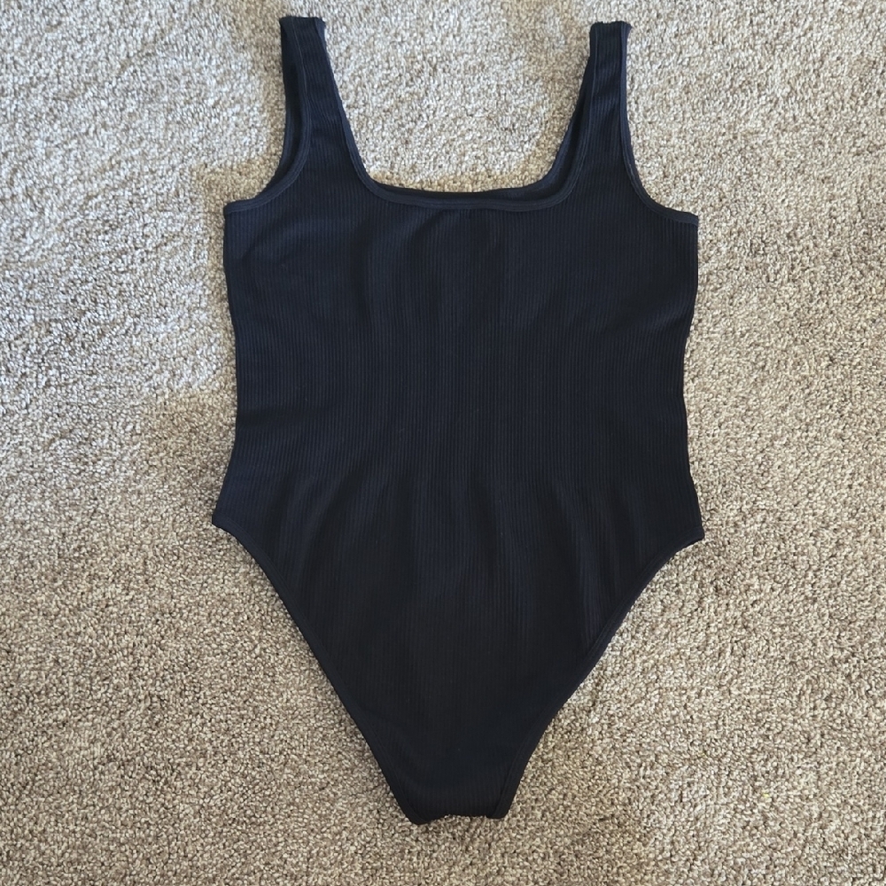 OQQ Black Bodysuit Size Large